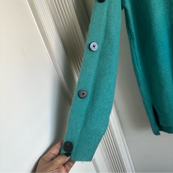 Apt. 9 Soft Teal Cowl Neck Women’s Sweater w Button Accents Size M NWT - Picture 4 of 9